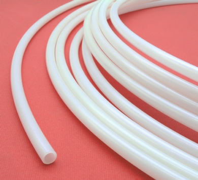 Click to enlarge - Heat and light stabilised semi-rigid lightweight nylon tubing. Can withstand temperatures of up to 100°C without affecting performance.
Can be used with a variety of coupling types.